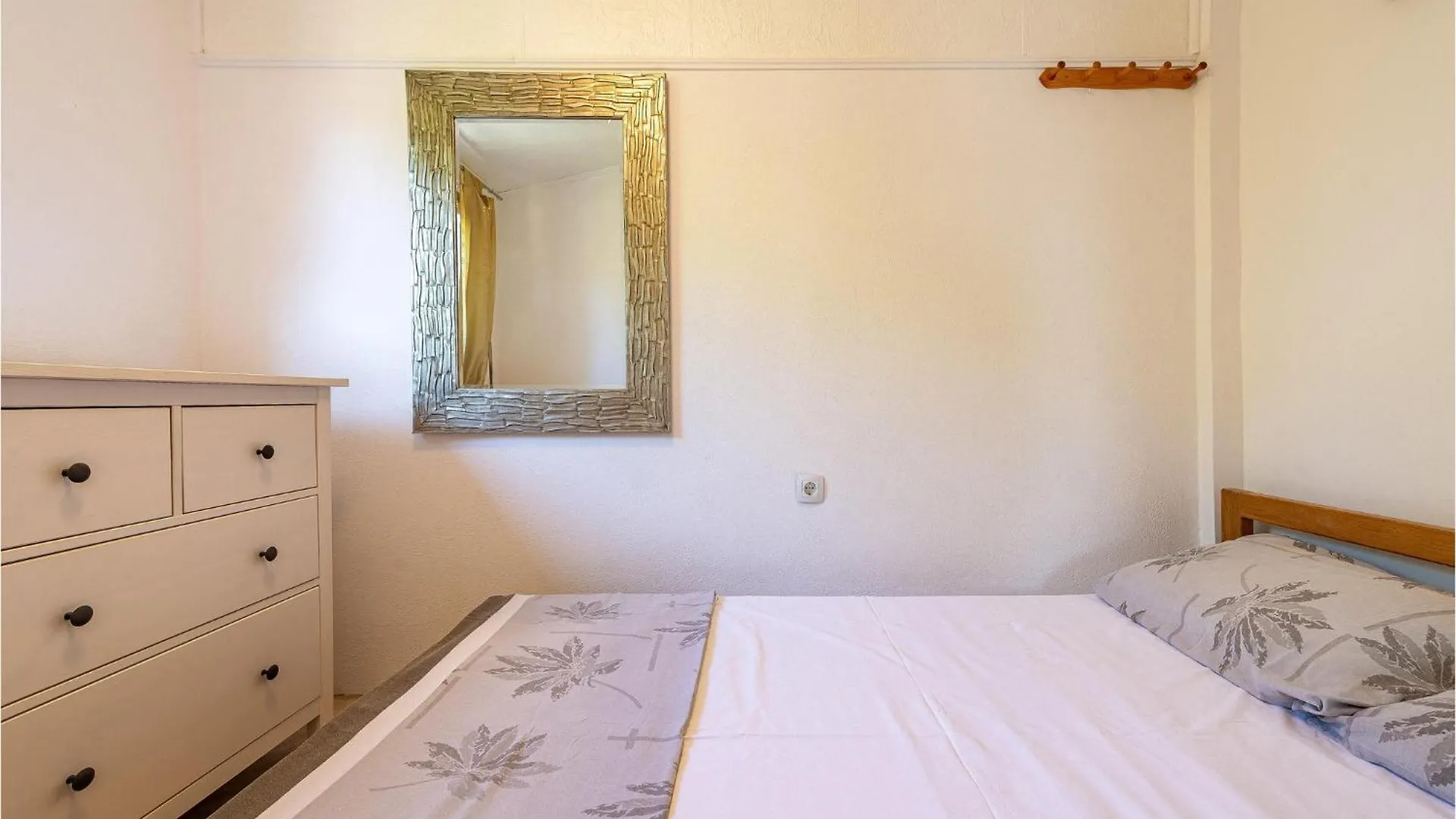 Cozy Apartment In Vir With House A Panoramic View Croatia