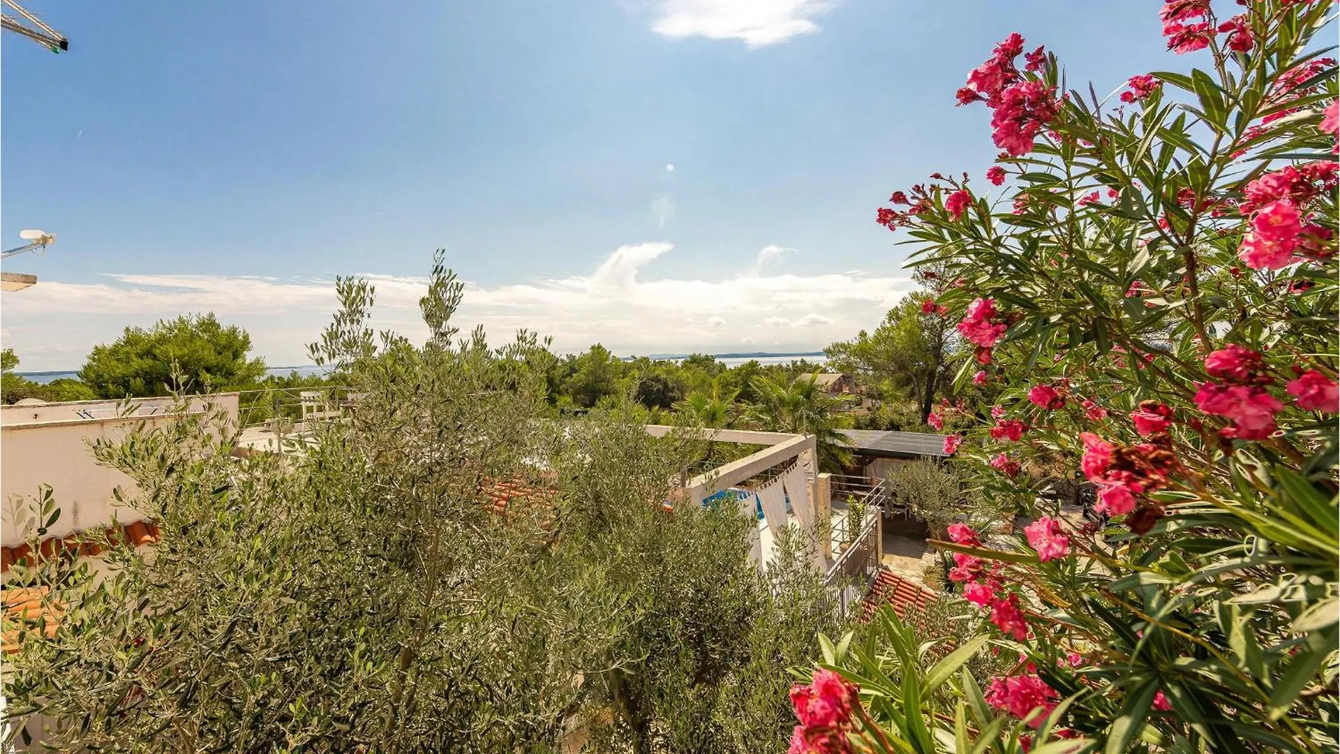 Cozy Apartment In Vir With House A Panoramic View 0*,
