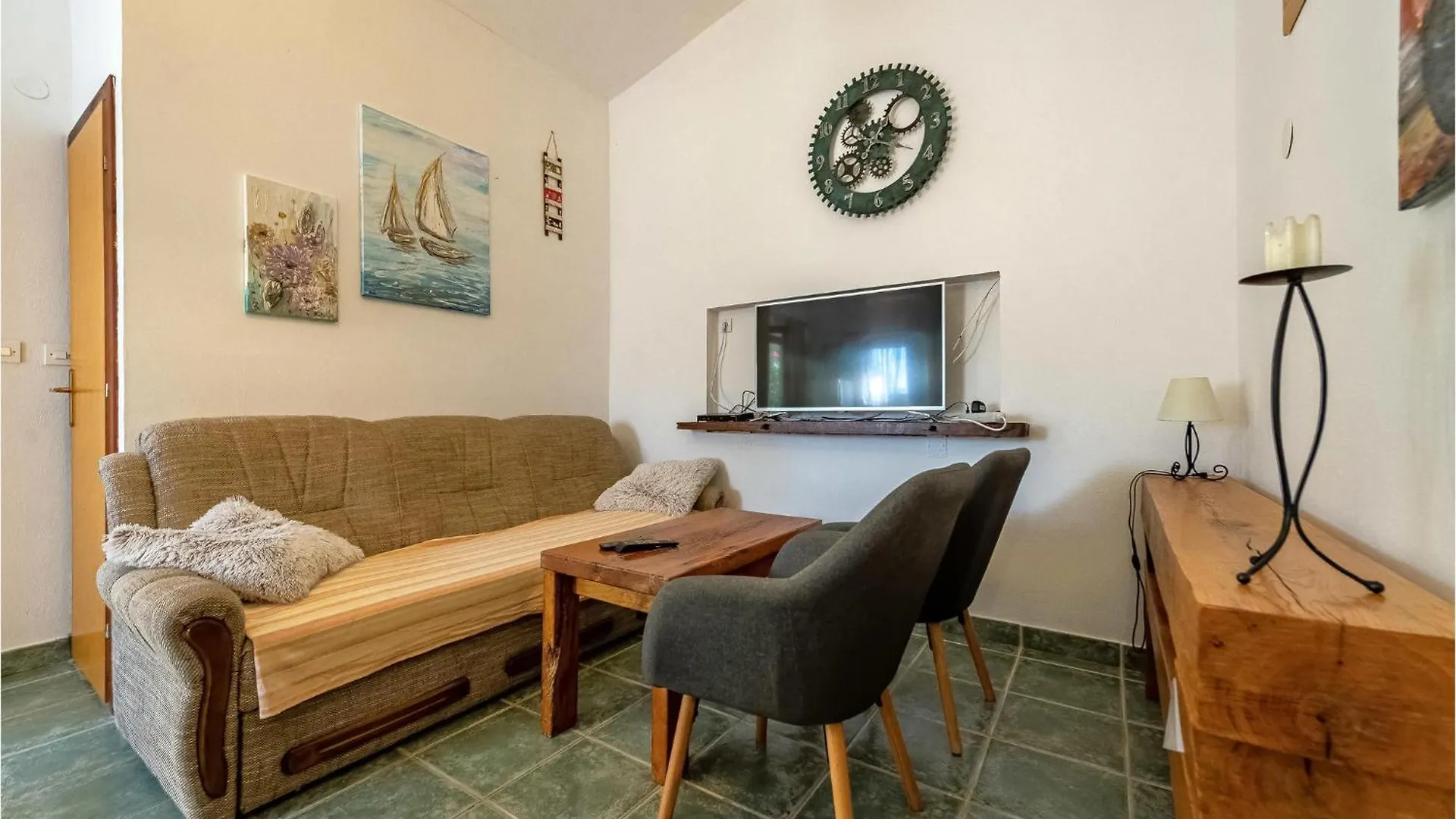 Cozy Apartment In Vir With House A Panoramic View
