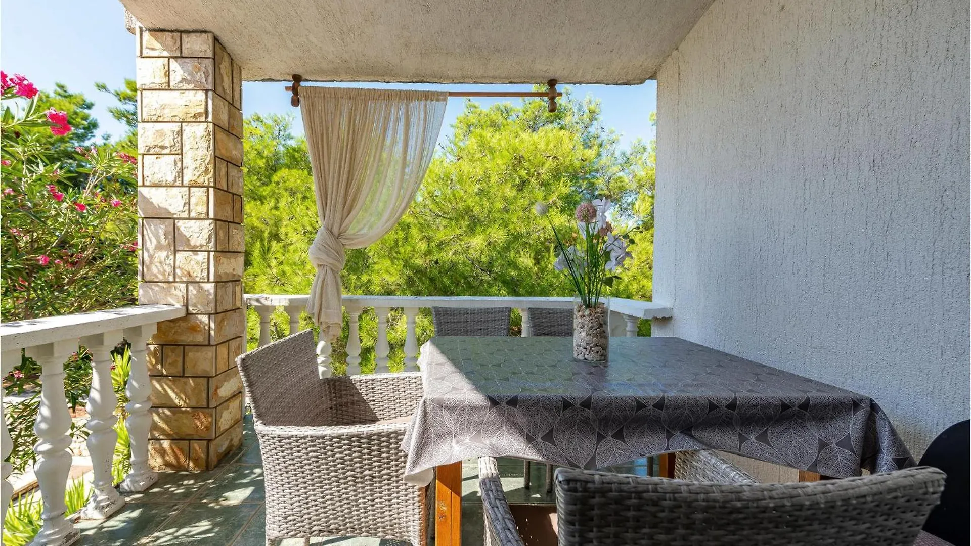 Cozy Apartment In Vir With House A Panoramic View 克罗地亚